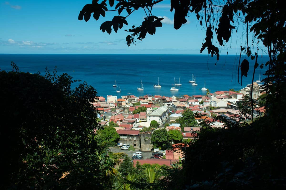 Utsikt by St Pierre Martinique